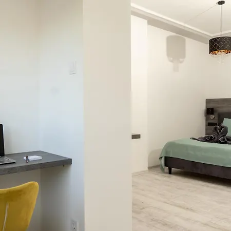 Dunacentroom Дунауйварош