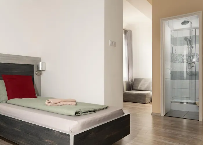 Dunacentroom ベッド・アンド・ブレックファスト Dunaújváros