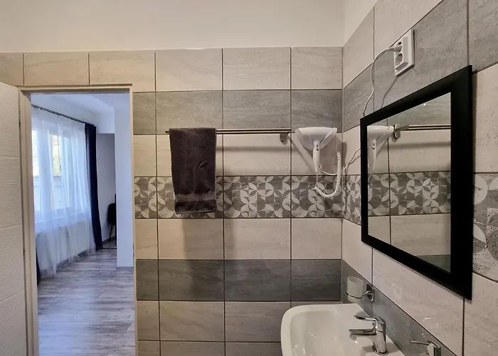 Dunacentroom 3* Dunaújváros