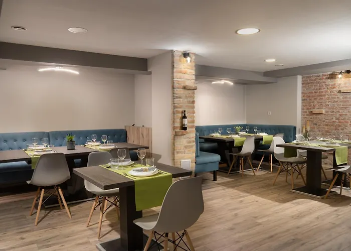 ベッド・アンド・ブレックファスト Dunacentroom Dunaújváros