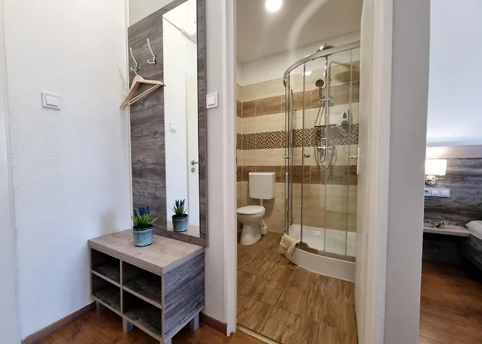 Dunacentroom 3* Dunaújváros